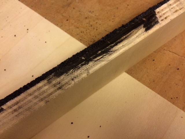 Effetti della gomma sulla lama da taglio circolare.JPG