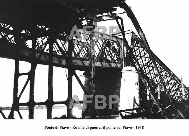 1918.00.00 ponte_di_piave_058036__rovine_di_guerra_del_ponte__1918.jpg