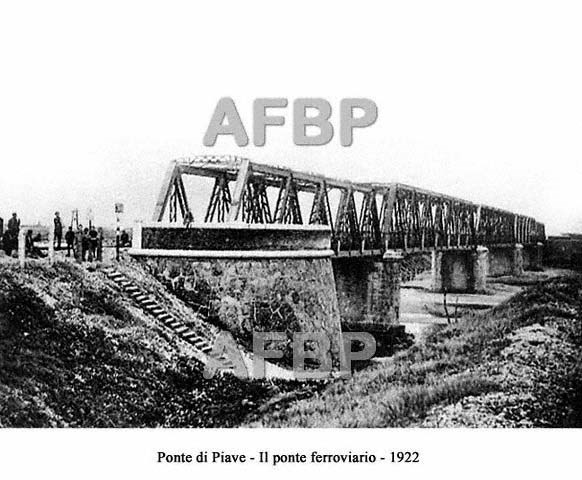 1922.00.00 ponte_di_piave_058047__il_ponte_ferroviario__1922.jpg