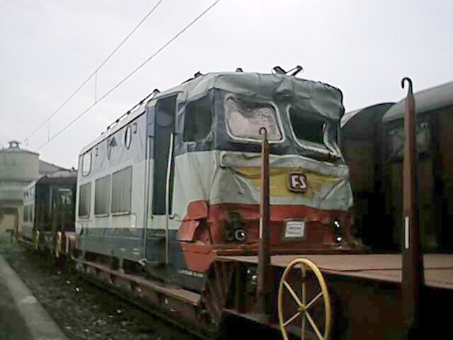 Copyrigt-E.656 sinistrata-archivioWBonmartini-fotoconWebcam-WalterBonmartini....jpg