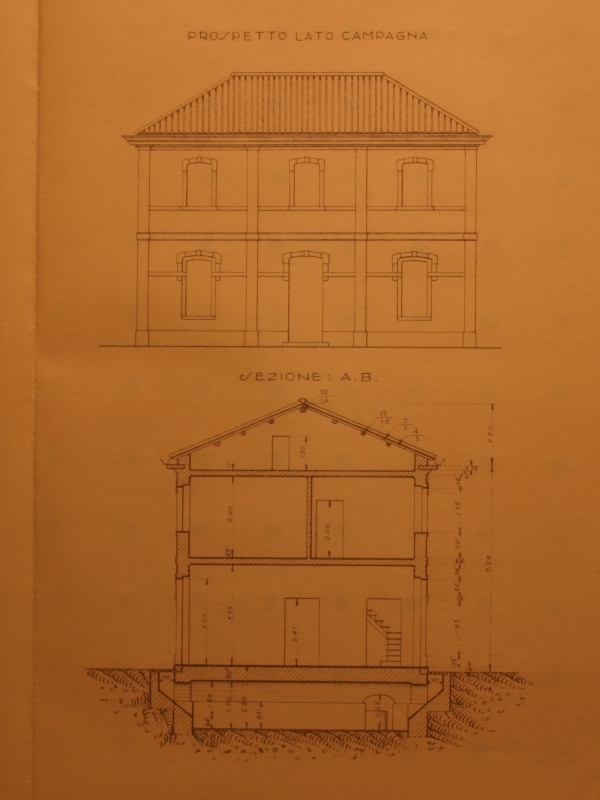 Fabbricato viaggiatori 003.jpg